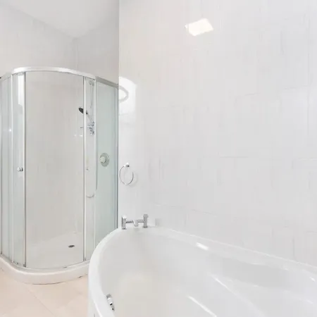 Апартаменты Portland Street With Free Parking *